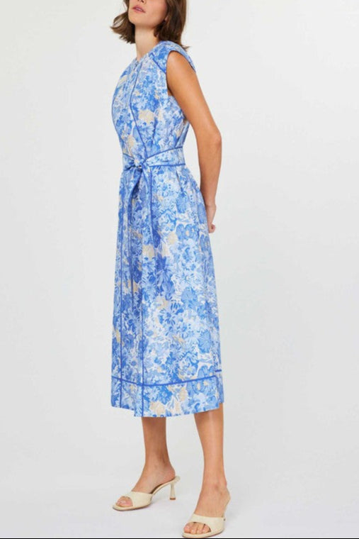 sleeveless belted midi dress Blue Floral Sleeveless Belted Midi Dress – v o g l i o
