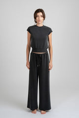 Relaxed Wide-Leg Pants