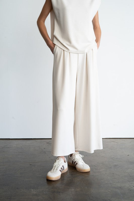 Pleated Wide-Leg Pants (3 Color Ways)