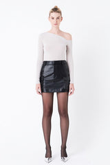 Asymmetric Shoulder Top