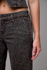 Chic Leopard-Print Wide-Leg Pants