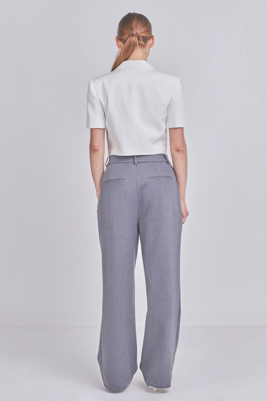 Cropped Short Sleeve Blazer (Black, White)