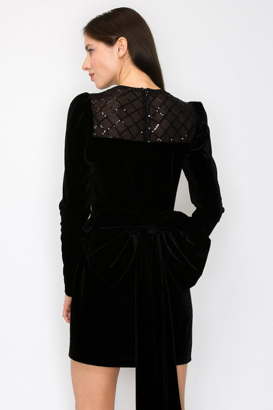 Big Bow Detailed Velvet Dress