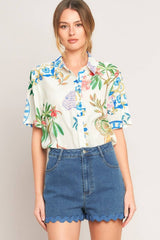 Chic Scalloped Edge High-Waisted Shorts