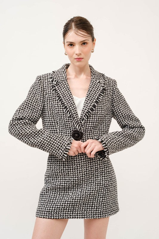 Monochrome Bouclé Textured High-Waist Mini Skirt