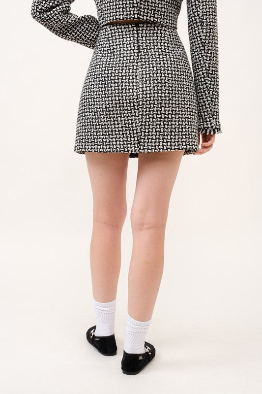 Monochrome Bouclé Textured High-Waist Mini Skirt