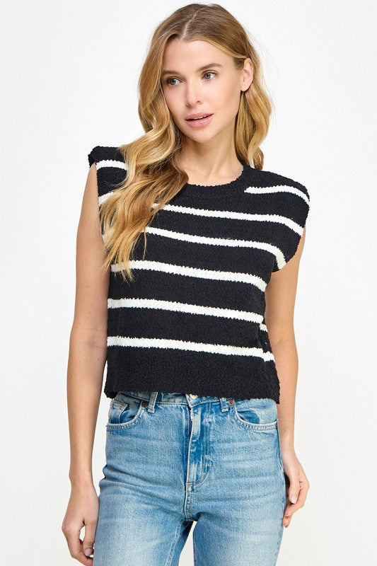 Padded Shoulder Sleeveless Textured Knit Top