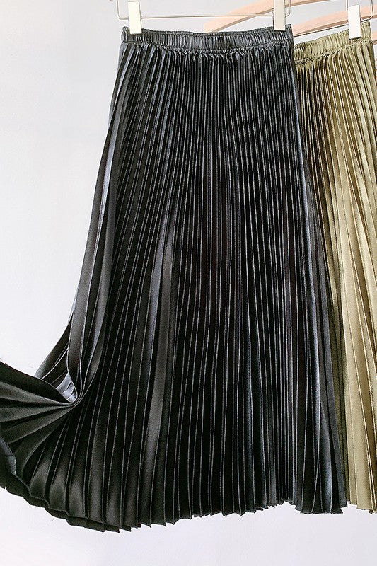 Metallic Pleated Maxi Skirt
