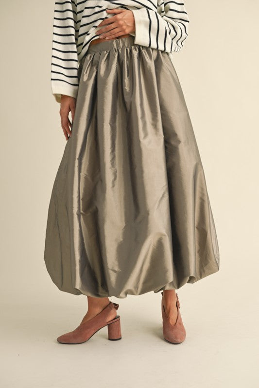 Back Elastic Waistband Maxi Bubble Skirt (2 Colors)