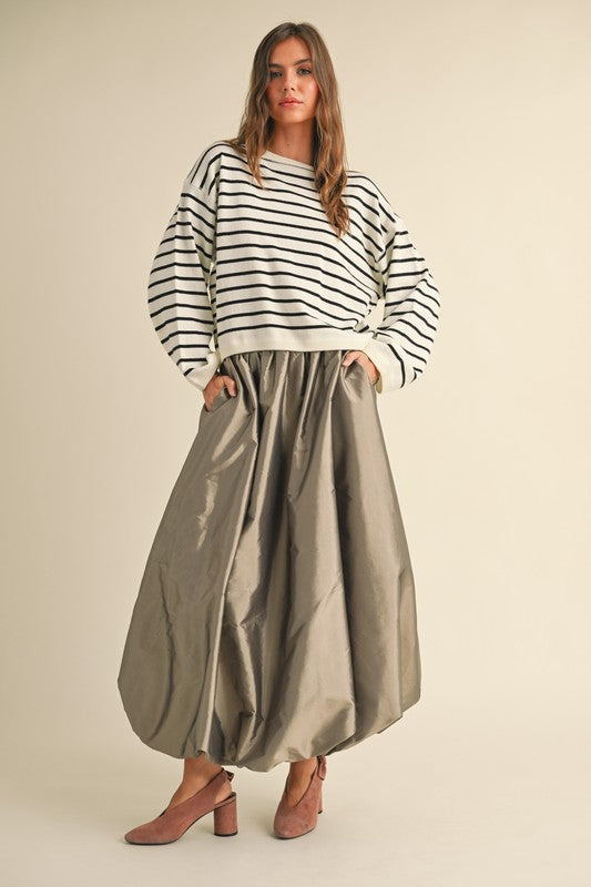 Back Elastic Waistband Maxi Bubble Skirt (2 Colors)