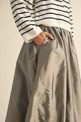 Back Elastic Waistband Maxi Bubble Skirt (2 Colors)