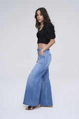 Ultra Stretch Welt Pocket Jeans
