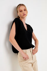 Throw On Solid Sweater Vest